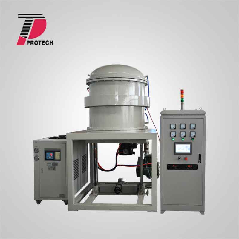 Liftable vacuum furnace