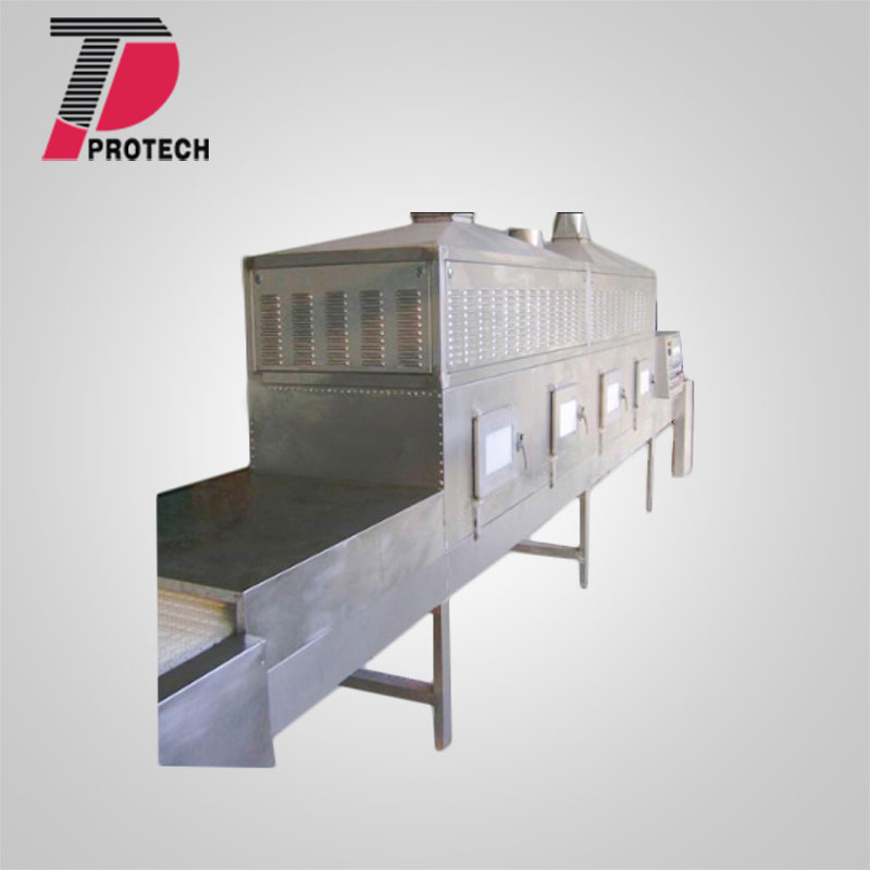 Vacuum microwave drying machine for food