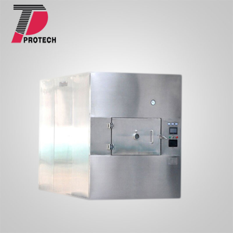 Vacuum microwave drying machine